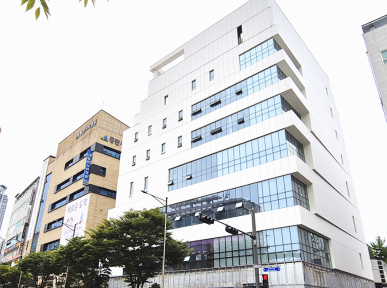 많은 이들이 검진을 미루는 이유와 그 해결책