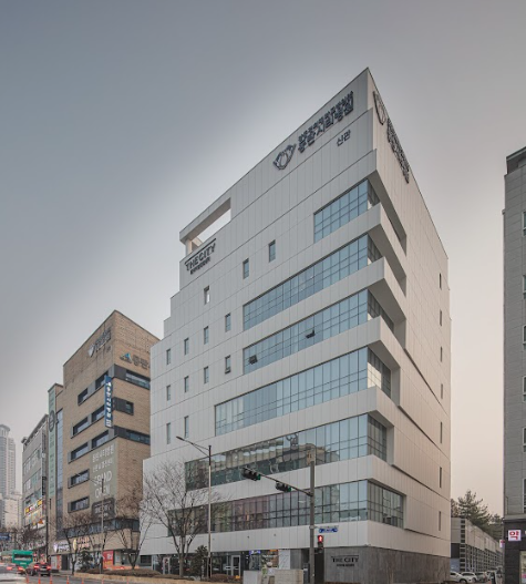 허리디스크 꼬리뼈 통증, 보존 치료로 충분한 경우와 수술이 필요한 경우 1 허리디스크 꼬리뼈 통증